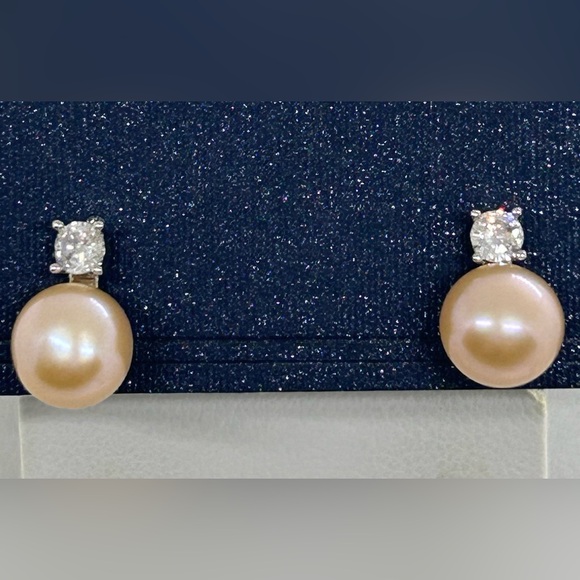8mm Pink Freshwater Pearl 925 Sterling Silver Stud Earrings - Picture 1 of 7